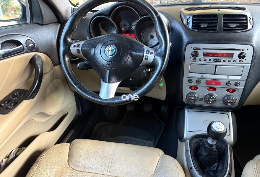 ALFA ROMEO GT 2006