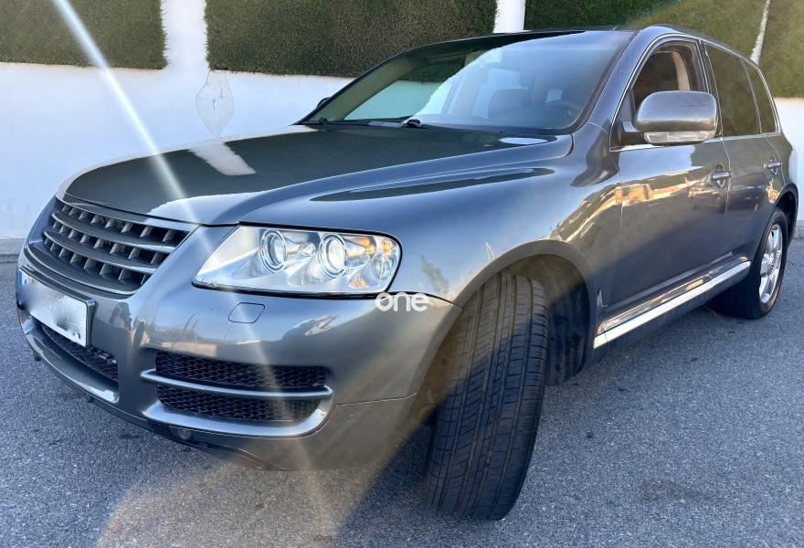 VOLKSWAGEN Touareg 2005