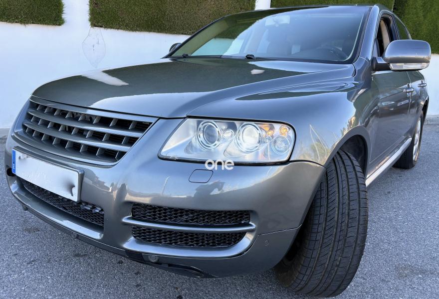 VOLKSWAGEN Touareg 2005