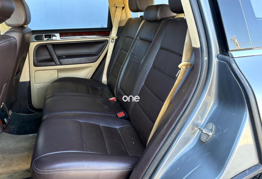 VOLKSWAGEN Touareg 2005