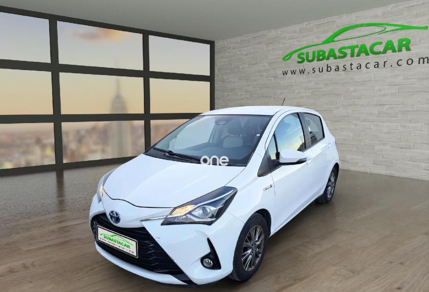 TOYOTA Yaris 2019