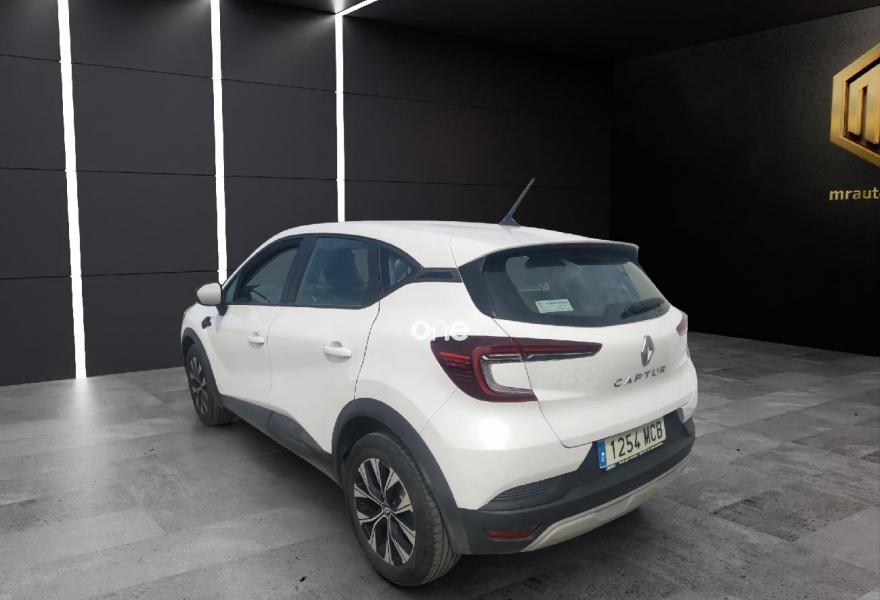 RENAULT Captur 2022
