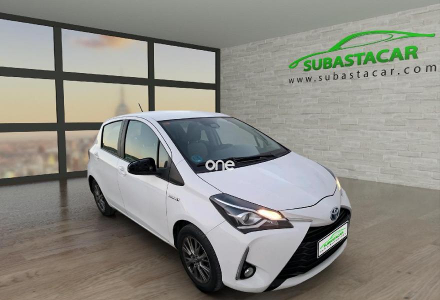 TOYOTA Yaris 2019