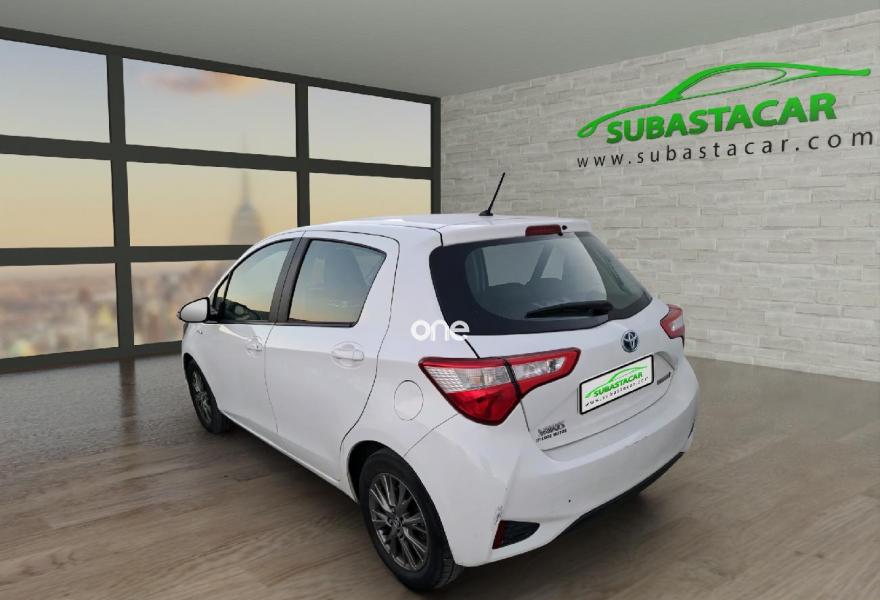 TOYOTA Yaris 2019