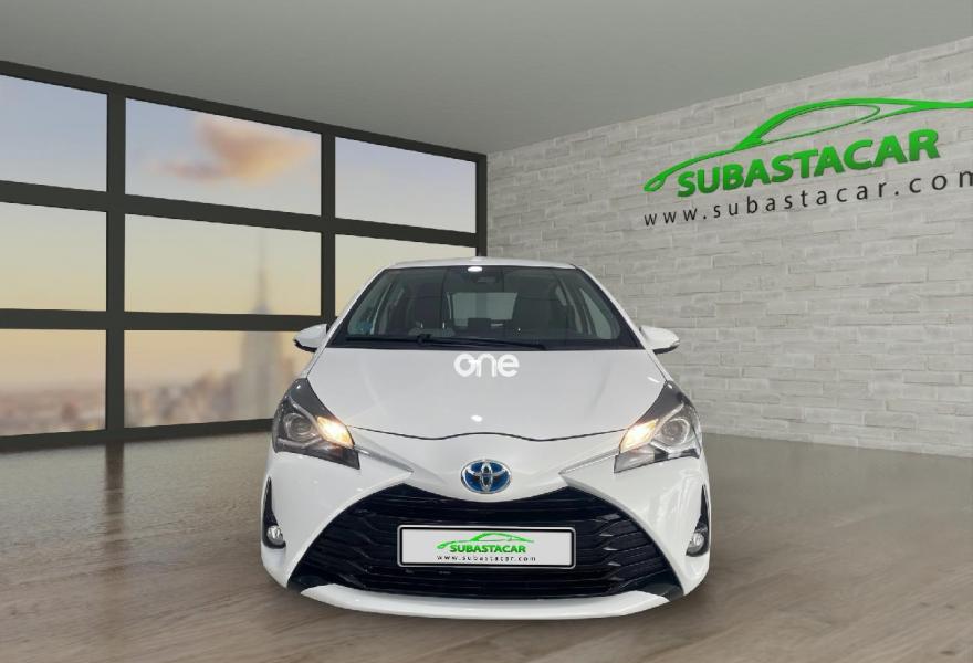 TOYOTA Yaris 2019