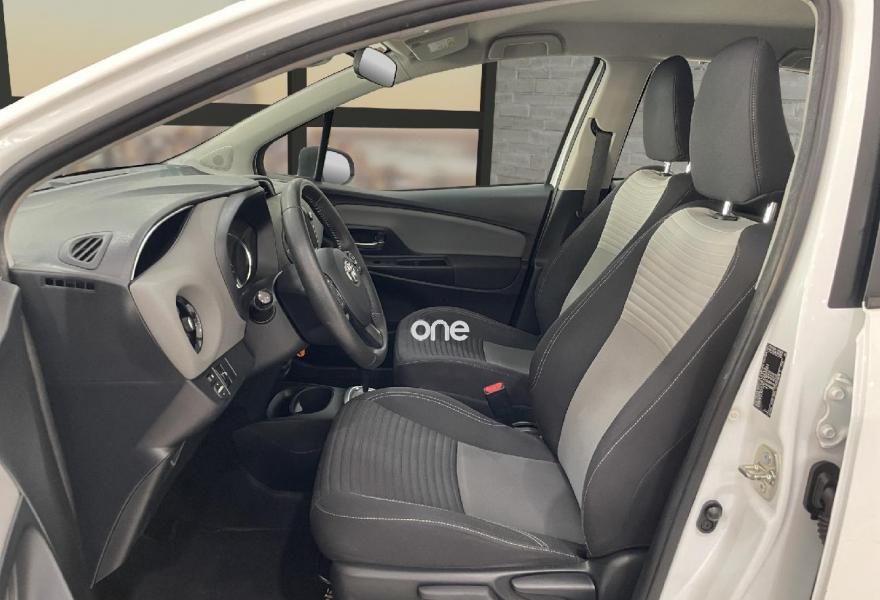TOYOTA Yaris 2019