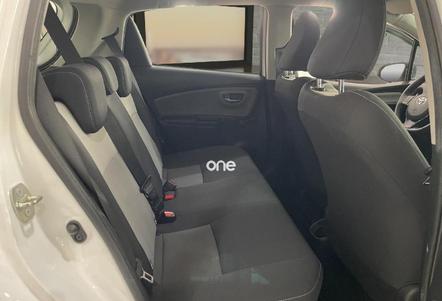 TOYOTA Yaris 2019