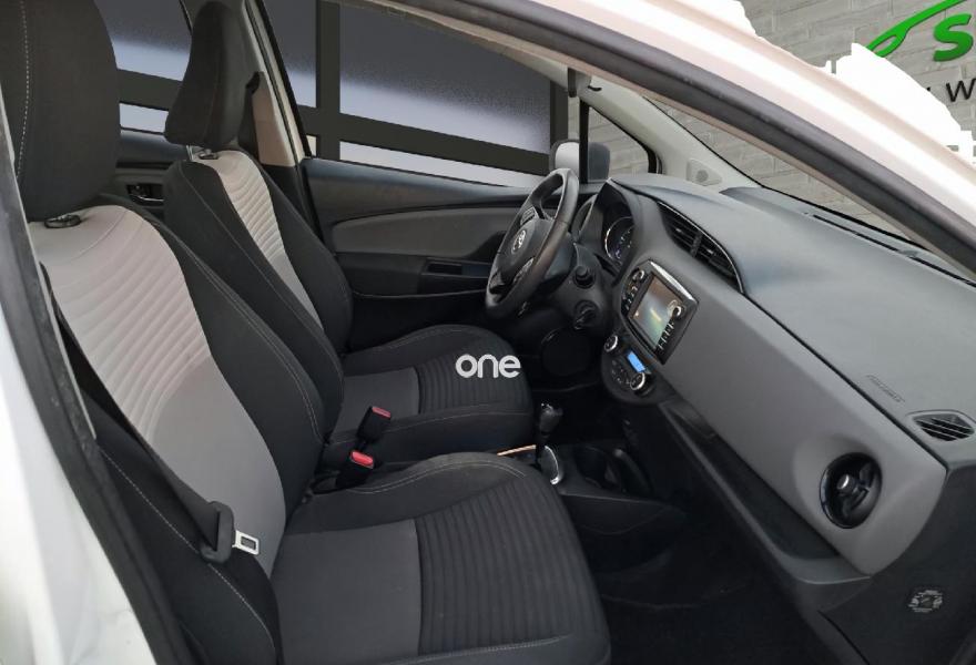 TOYOTA Yaris 2019