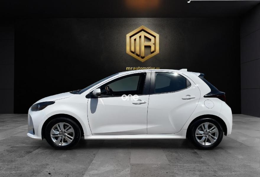 TOYOTA Yaris 2024