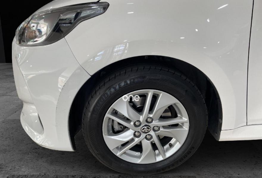 TOYOTA Yaris 2024