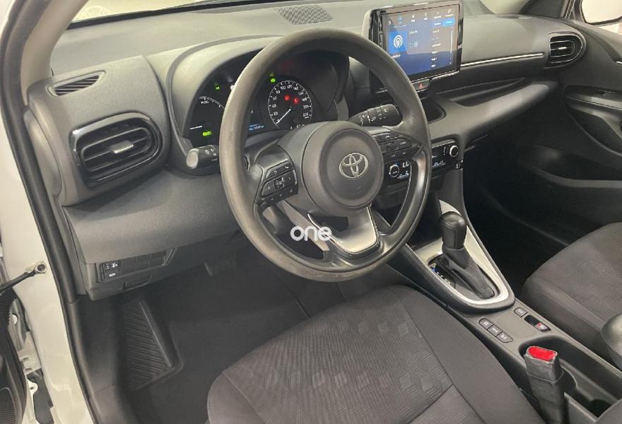 TOYOTA Yaris 2024
