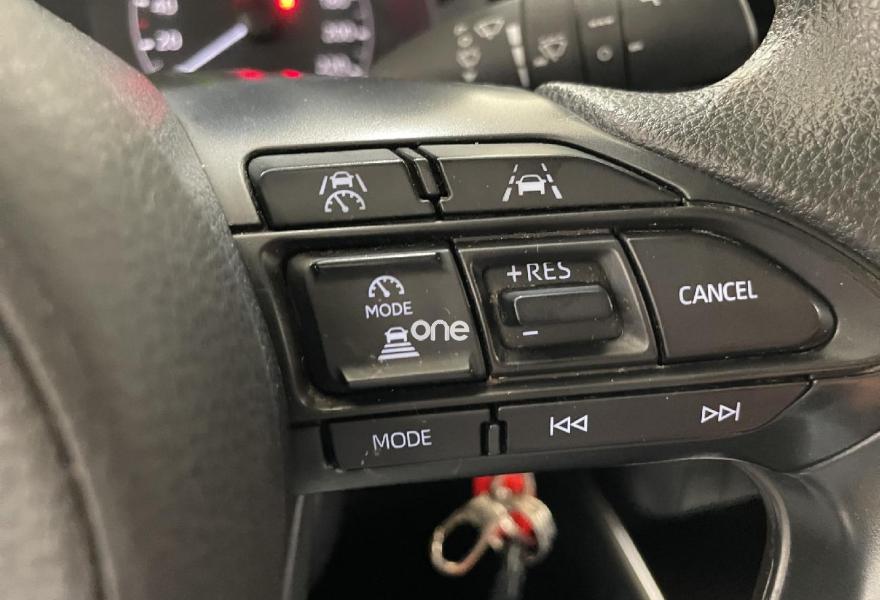 TOYOTA Yaris 2024