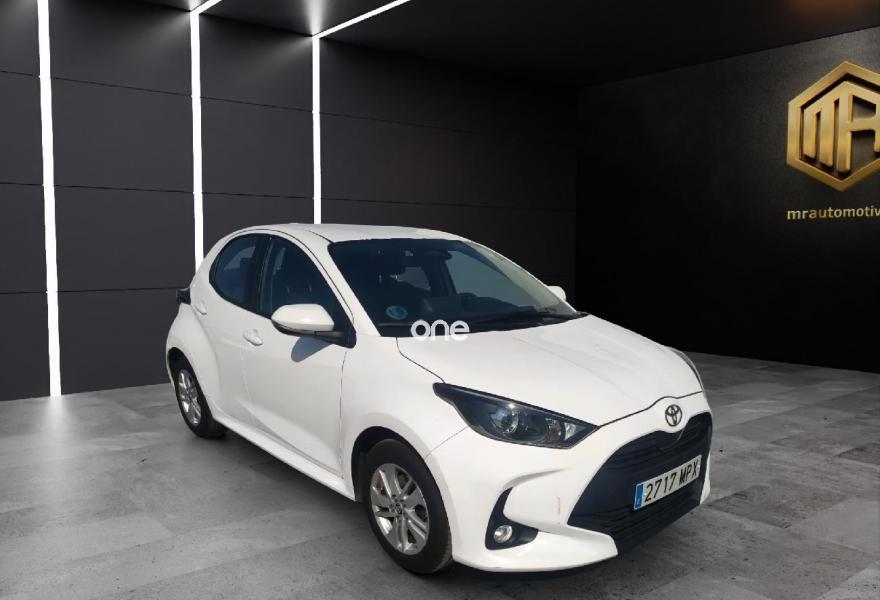 TOYOTA Yaris 2024