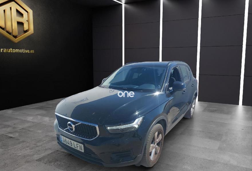 VOLVO XC40 2020