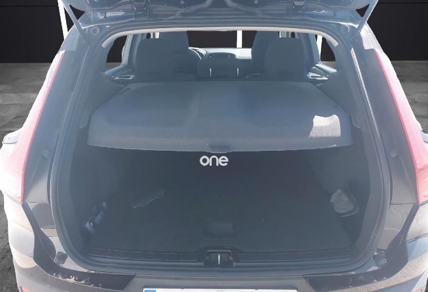 VOLVO XC40 2020