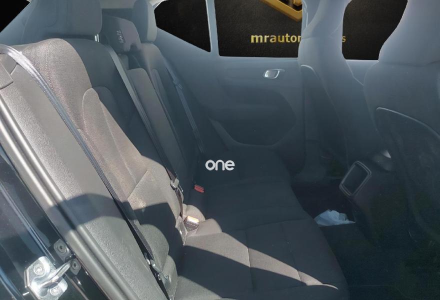 VOLVO XC40 2020