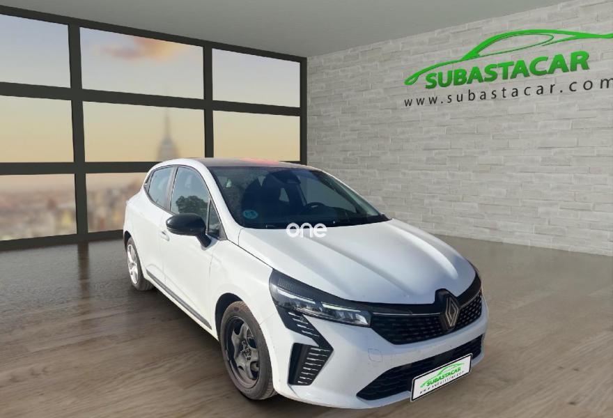 RENAULT Clio 2024