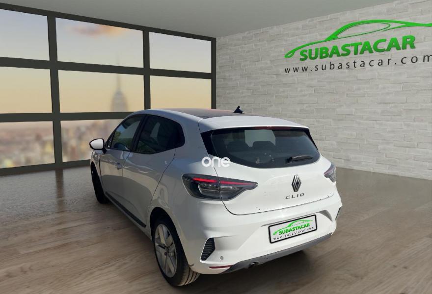 RENAULT Clio 2024
