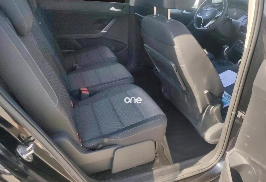 VOLKSWAGEN Touran 2023