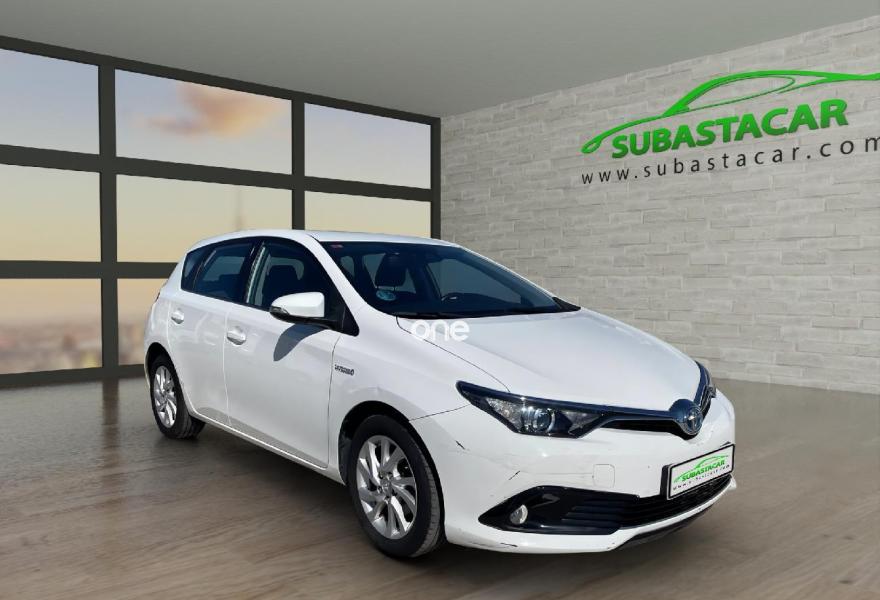 TOYOTA Auris 2019