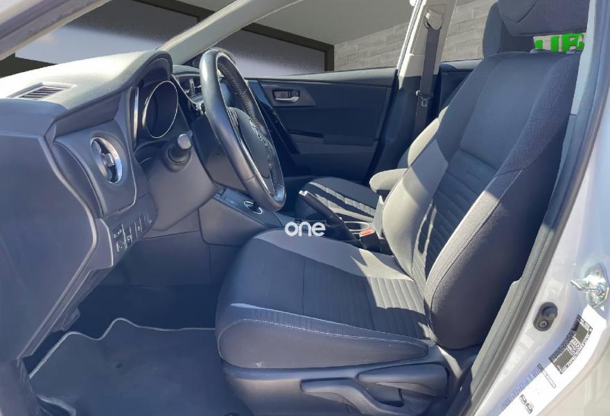 TOYOTA Auris 2019