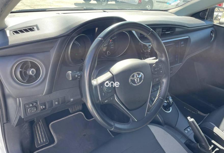 TOYOTA Auris 2019