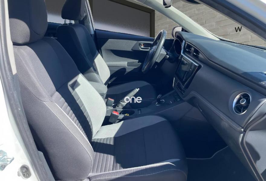 TOYOTA Auris 2019