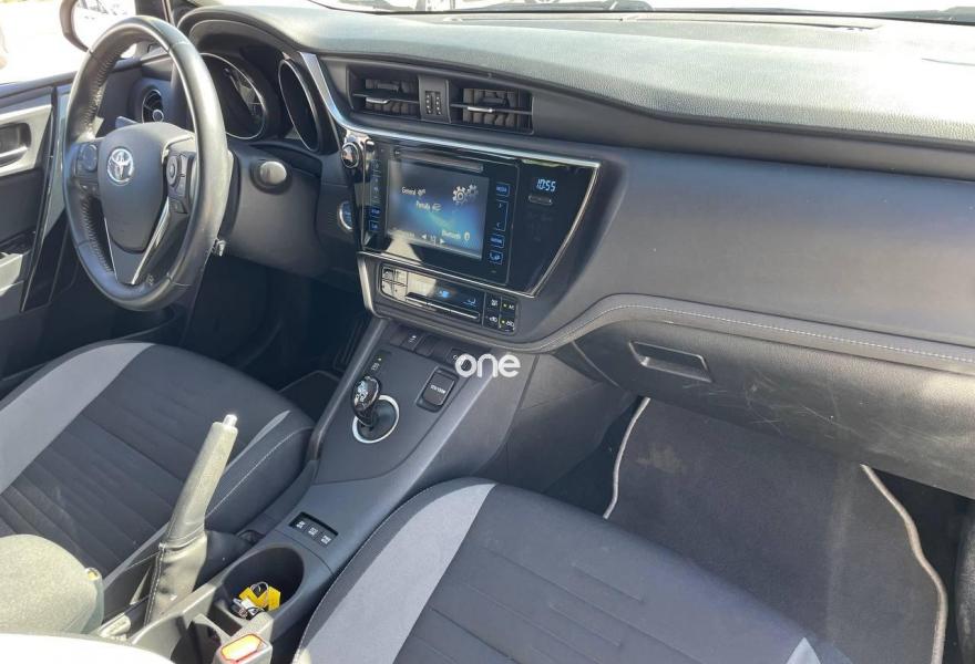 TOYOTA Auris 2019