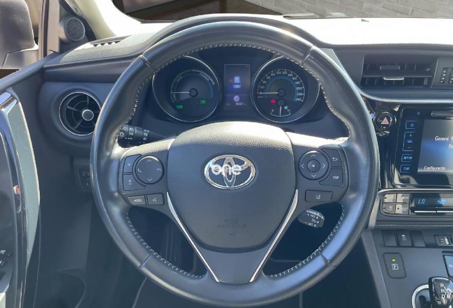 TOYOTA Auris 2019