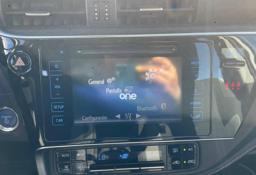 TOYOTA Auris 2019