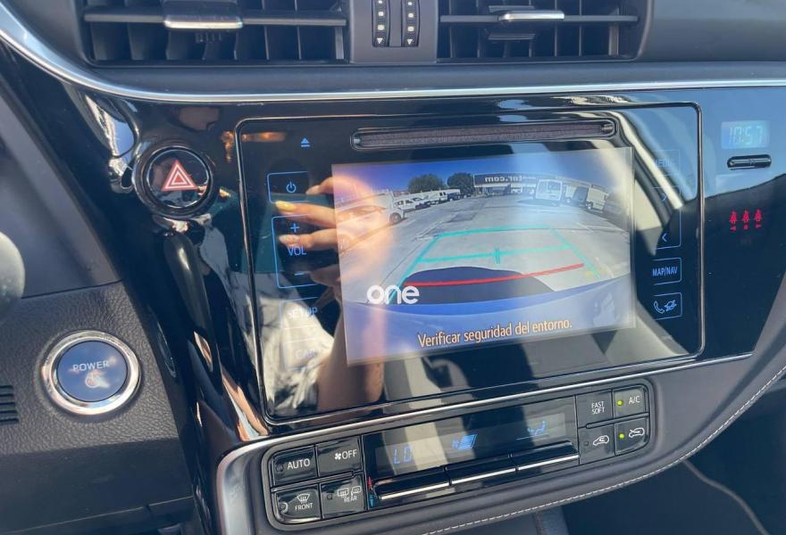 TOYOTA Auris 2019