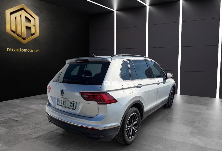 VOLKSWAGEN Tiguan 2022