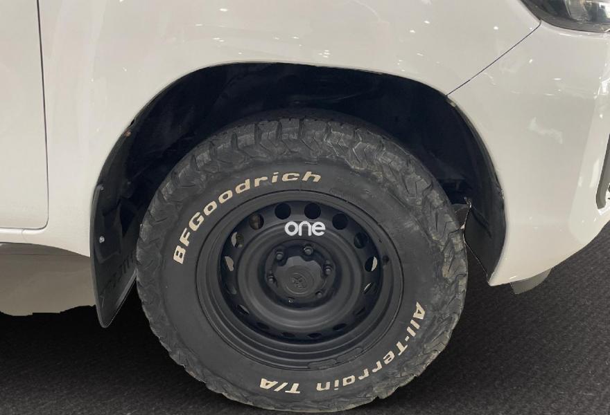 TOYOTA Hilux 2021