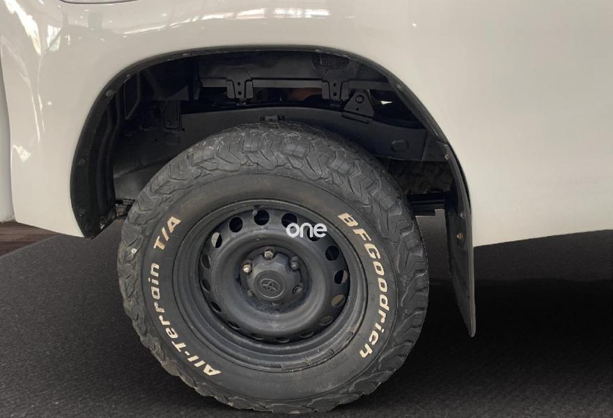 TOYOTA Hilux 2021