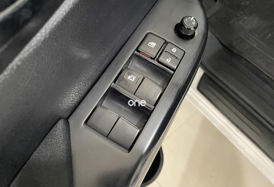 TOYOTA Hilux 2021