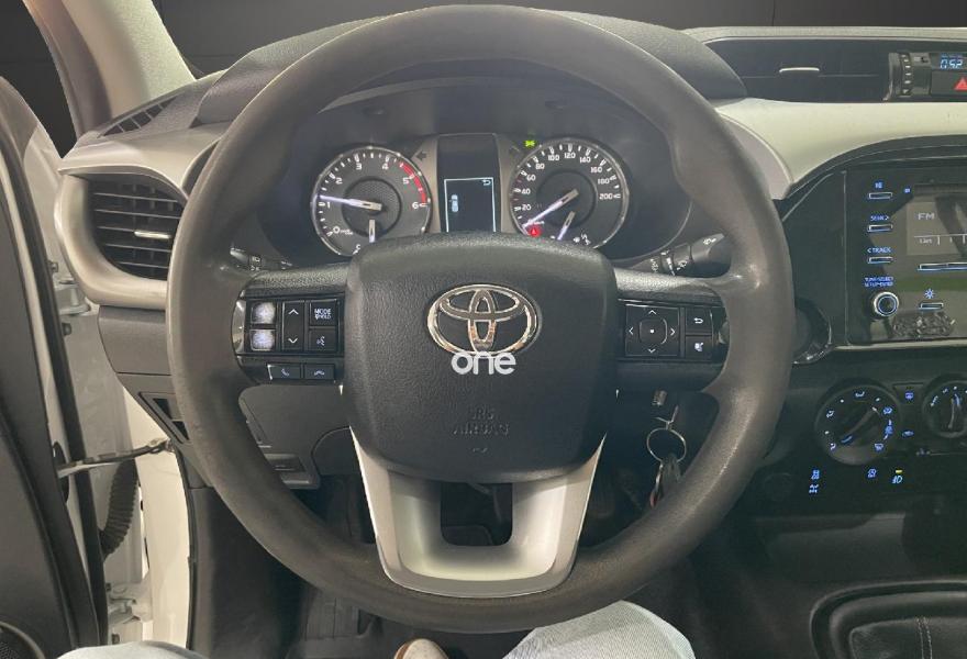 TOYOTA Hilux 2021