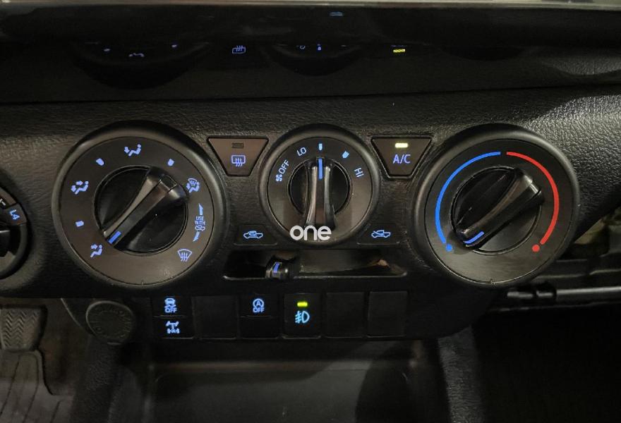 TOYOTA Hilux 2021