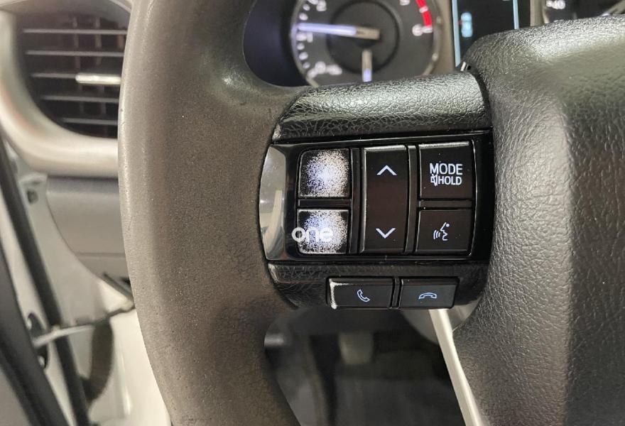 TOYOTA Hilux 2021