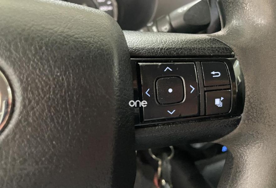 TOYOTA Hilux 2021
