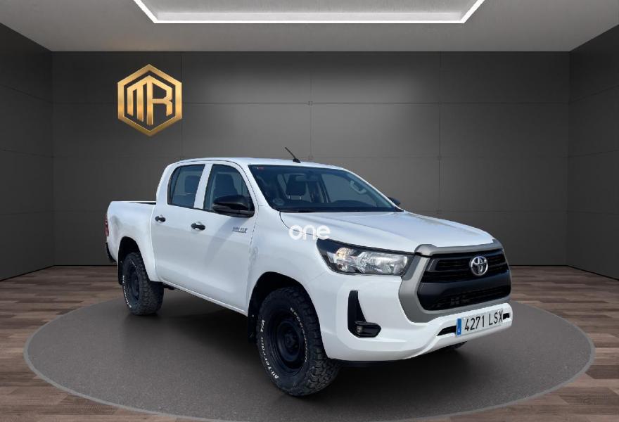 TOYOTA Hilux 2021