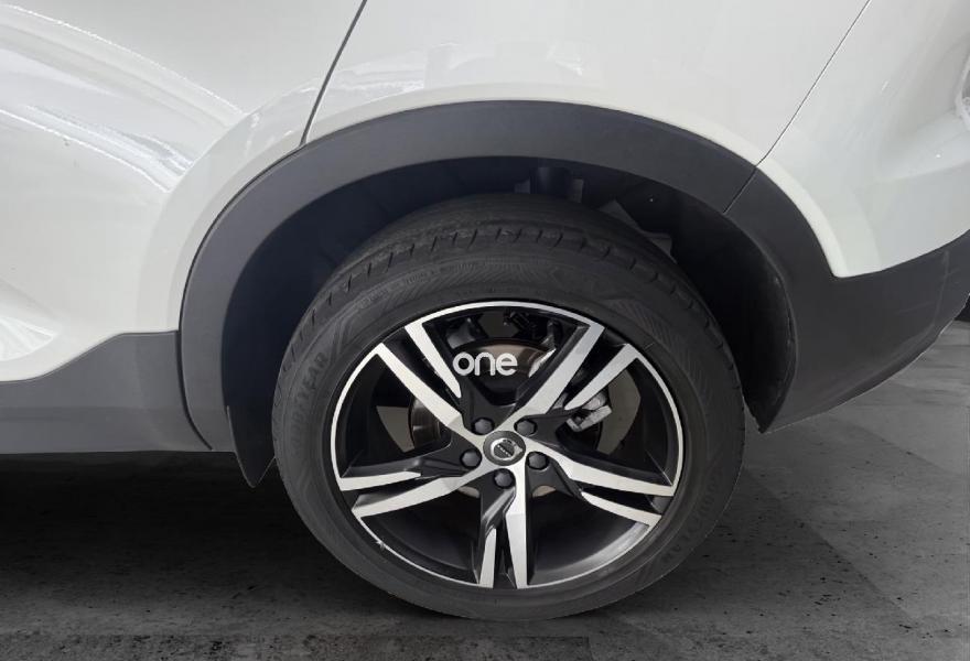 VOLVO XC40 2021