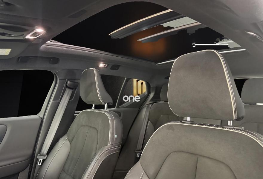 VOLVO XC40 2021