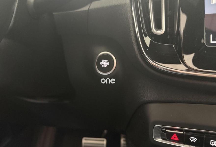 VOLVO XC40 2021