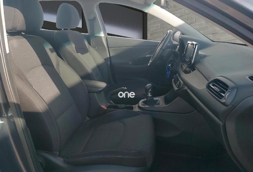 HYUNDAI i30 2022