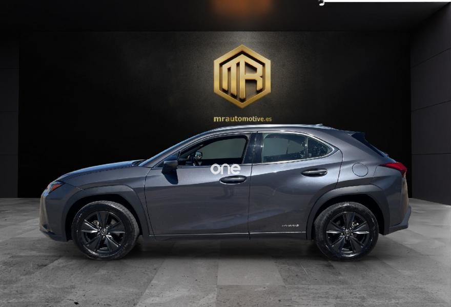 LEXUS UX 2022