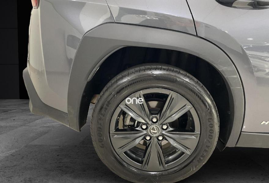 LEXUS UX 2022