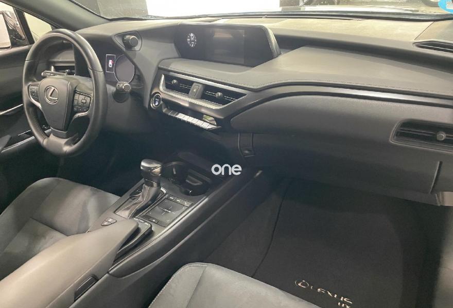 LEXUS UX 2022