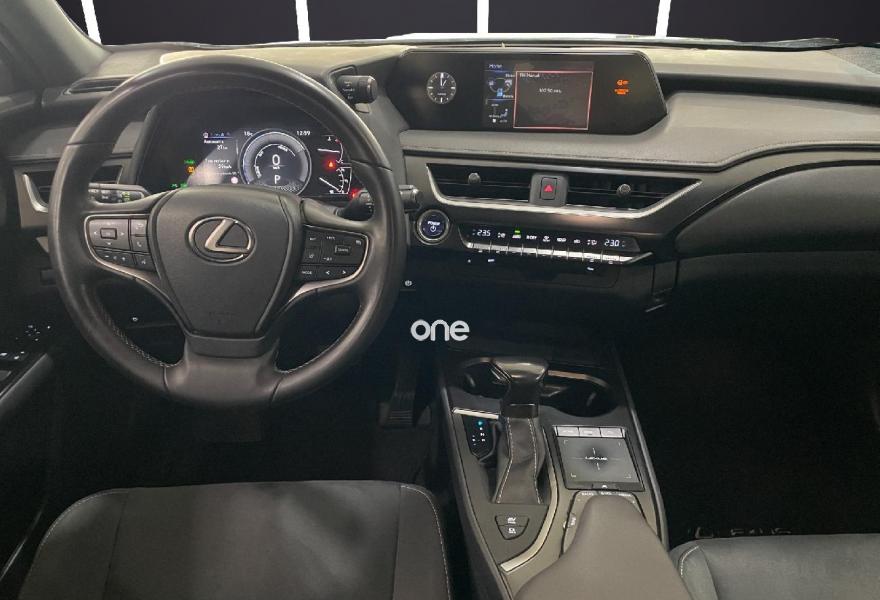 LEXUS UX 2022