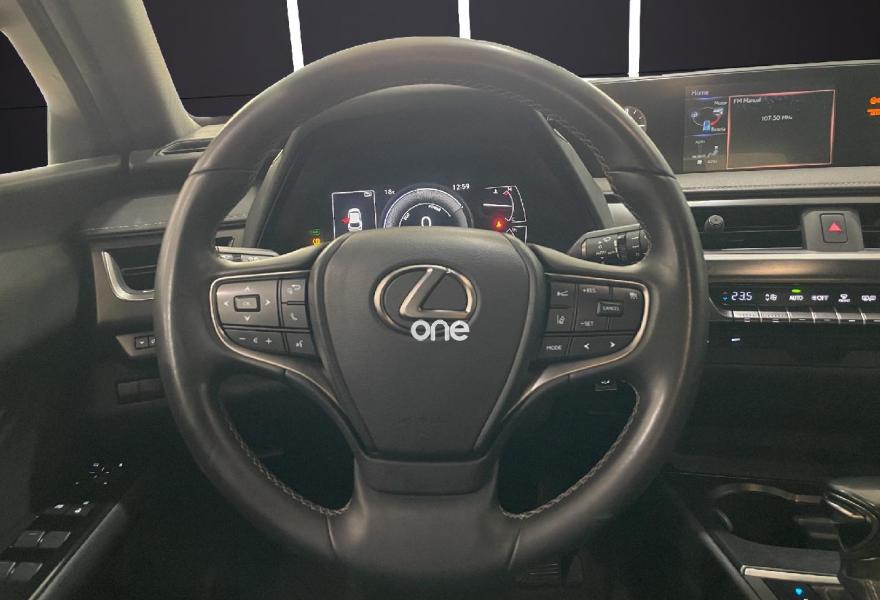 LEXUS UX 2022