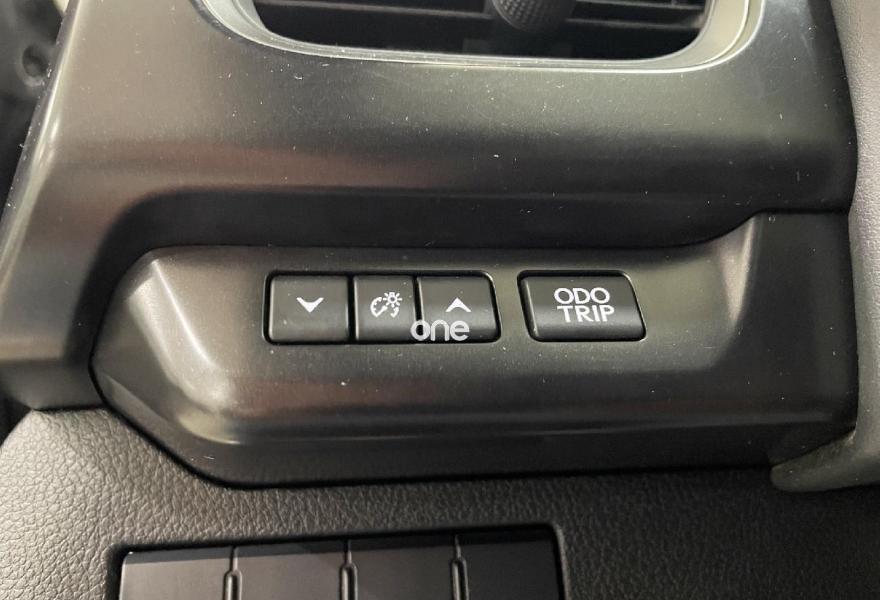 LEXUS UX 2022
